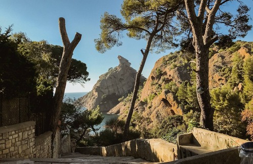 Saint-Cyr-sur-Mer Apartment | Studio Lecques. Idéal for your holidays/pro stays