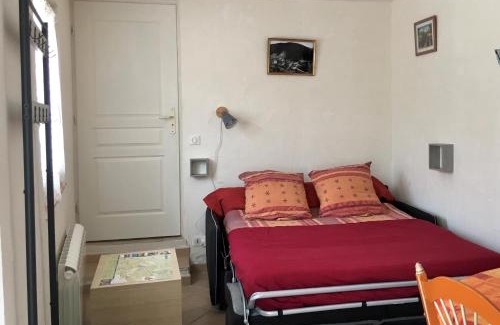 Comps-sur-Artuby Apartment | Studio Lou Rigaou