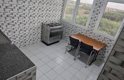 Yenne Tode Apartment | Studio Meublé à Yenne Dakar Auprès de la Plage Pied Dans L'eau