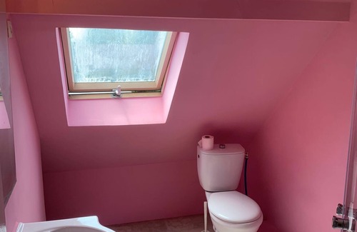 Limay Bed & Breakfast | Studio Meublé Avec une Mezzanine Dans une Maison