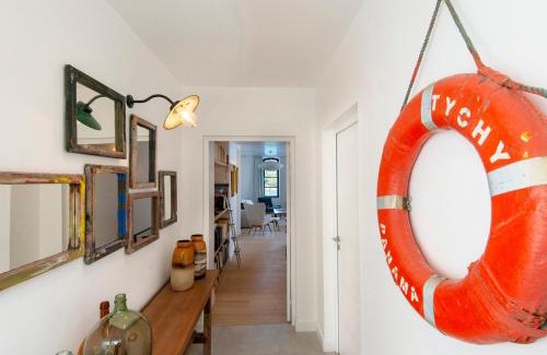 Sauzon Apartment | Studio moderne au cœur de Sauzon avec kitchenette et Wi-Fi - FR-1-418-227