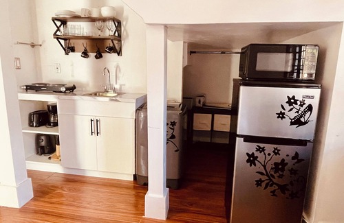 SilverLakes Apartment | Studio near hospitals, restaurants and malls