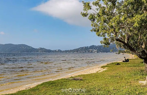 Lagoa da Conceicao Apartment | Studio Near Lagoa da Conceicao BDR