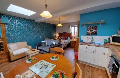 Raymonds Hill Apartment | Studio Near Lyme Regis, Dog Friendly, Self Catering, Small Garden, Free Private Parking"