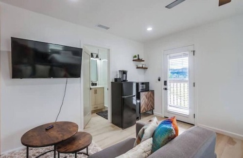Country Club Apartment | Studio near San Diego attraction with amazing views- 10 min from