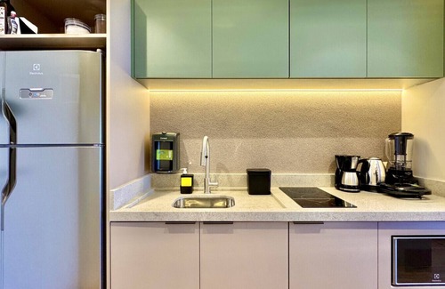Matriz Apartment | Studio near Shopping Mueller complete with parking space and air conditioning