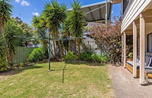 Nelson Bay House | Studio Nelson – rustic pet friendly coast house, perfectly located close to beach and cafes