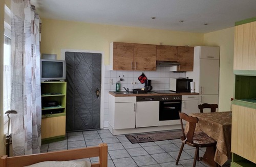 Ober-Morlen Apartment | Studio OM 2 = Angela - House OM for 1-19 persons, 23km to FFM-Nord