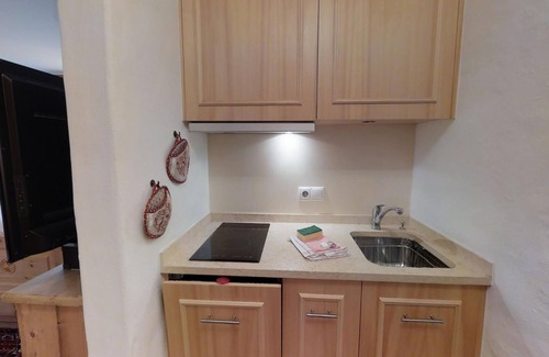 Champfer Apartment | Studio on the ground floor, 40 m2.