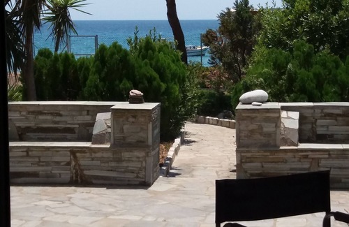 Koroni Apartment | STUDIO ON THE KORONI MEMI BEACH