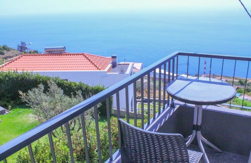 Paul do Mar Apartment | Studio One | Ocean View | Perfect Budget Couple's Retreat with Free WIFI
