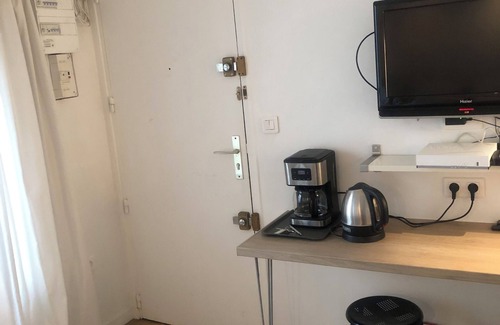 Les Halles Apartment | Studio paris 1 center min 1 month lease mobility max 10 months