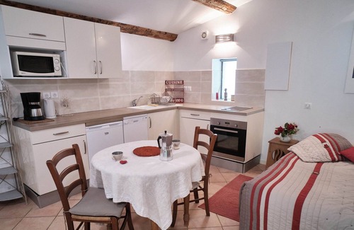 Sigonce Apartment | Studio-Premium-Ensuite with Shower