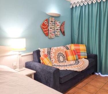 Gros Raisins Apartment | Studio Premium piscine et bord de mer