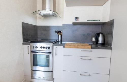 Parthenay Apartment | Studio Proche Gare Parthenay avec Parking