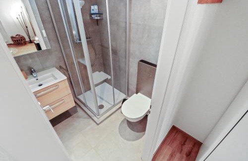 Lens Apartment | Studio rénové cosy et centré, Ski-In Ski-Out