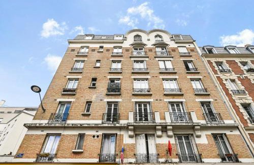 Clichy Apartment | Studio rénové cosy metro Paris 2pers wifi
