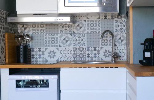 Les Sables d'Olonne Apartment | Studio rénové face au Port Olona Les Sables d'Olonne - 4 personnes
