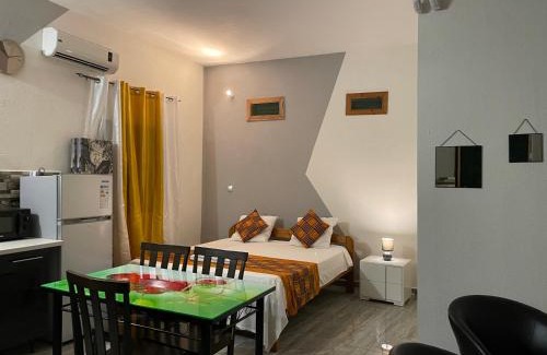 Koungou Apartment | Studio Résidence Beauregard