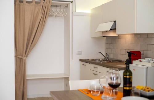 Leverano Apartment | Studio 'Residenza Isabella 3' close to City Centre with Garden & Air Conditioning
