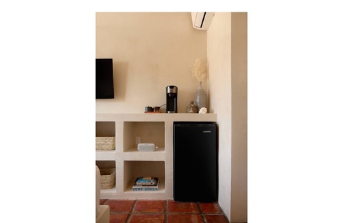 Imperial Beach Hotel | Studio Retreat - Steps from the Beach!