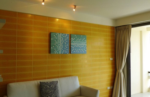 Kathu Condo | Studio room overlooking lake and mountains