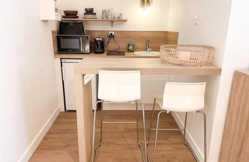 Alencon Apartment | Studio Sable d'Or N1