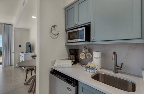 Four Mile Village Condo | Studio @SanDestin Luau! Sleeps 4! Resort Pool! Walk 2 beach!