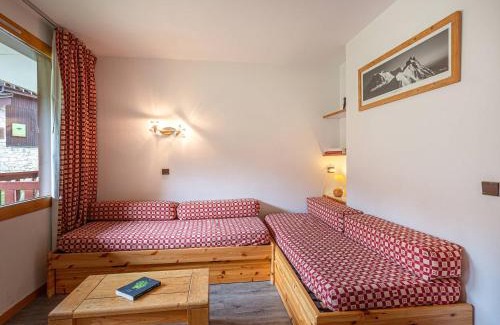 Les Avanchers-Valmorel Apartment | Studio ski-in/ski-out, balcon sud, cuisine équipée, 4 pers, animaux ok - FR-1-356-274