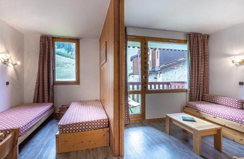 Les Avanchers-Valmorel Apartment | Studio ski-in/ski-out, balcon sud, cuisine équipée, 4 pers, animaux ok - FR-1-356-274