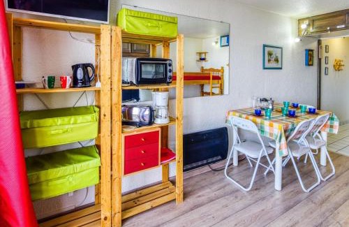 Le Corbier Apartment | Studio Soyouz Vanguard-74 by Interhome