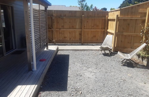 Raumati Beach Apartment | Studio steps away from Raumati villiage, and short walk to beach