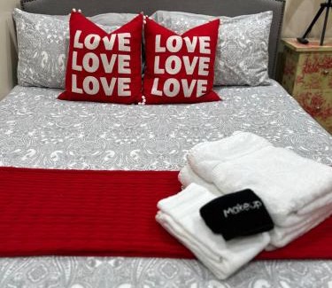 College Terrace Apartment | Studio- Steps from Stanford & Close to Everything!