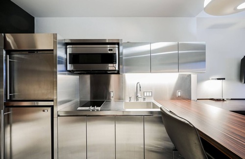 Las Vegas Apartment | Studio Strip View w/Open Balcony | at Palms Place