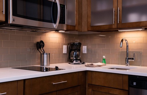 St. George Apartment | Studio Suite | Close to Dixie State University!