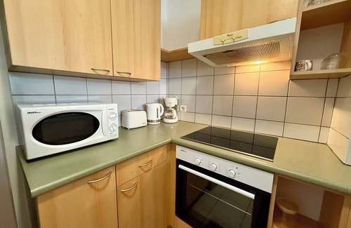 Papeete Apartment | Studio Tehetu City - heart of Papeete - WiFi/A/C/park - 3 people
