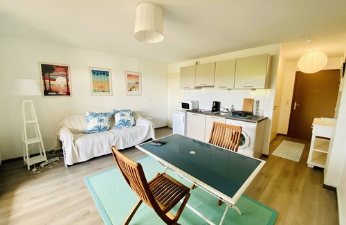 Biscarrosse Plage Apartment | STUDIO + TERRACE FACING THE OCEAN