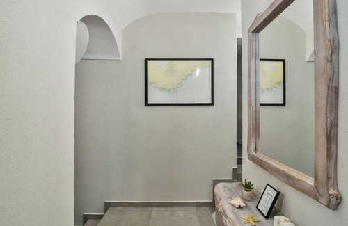 Balchik House | Studio "The waterfall"