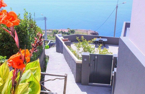 Paul do Mar Apartment | Studio Two | Ocean View | Perfect Budget Couple's Retreat with Free WIFI and BBQ