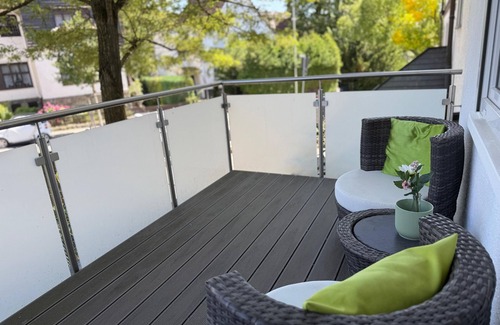 Koenigstein im Taunus Apartment | Studio 'Unit 1' with Balcony and Wi-Fi