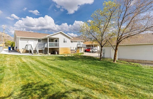 North Ogden House | Studio Unit, Shared Hot Tub & Fully Fenced Yard