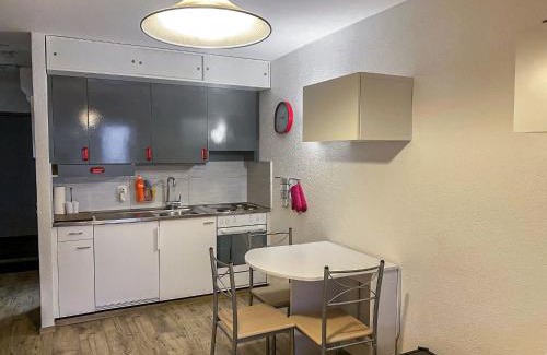 Vex Apartment | Studio Velan 315 by Interhome