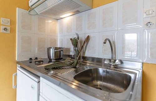 Vathy Apartment | Studio 'Veronis 3' with Sea View, Shared Pool & Wi-Fi