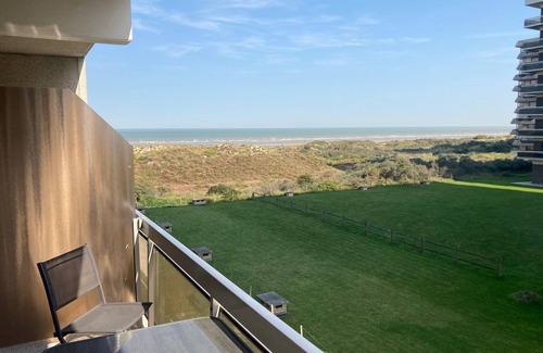 De Panne Apartment | Studio vue sur mer Avec Piscine Interieure