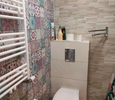 Gdansk Apartment | Studio w suterynie 15 min centrum