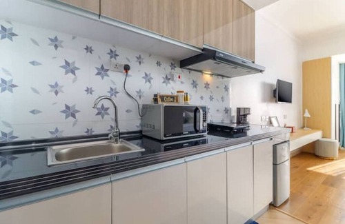 Nairobi Upper Hill Apartment | Studio w/t Pool &Gym near City
