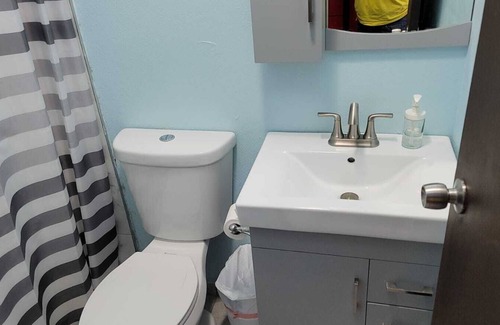 Catano Apartment | Studio walking distance to the Ocean