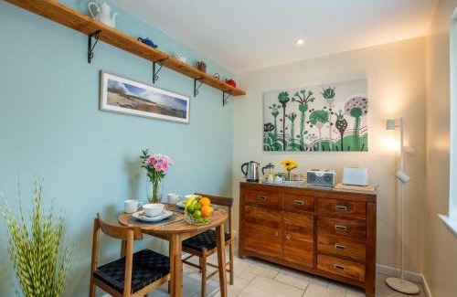Drumnadrochit Apartment | Studio Wayside Loft by Interhome