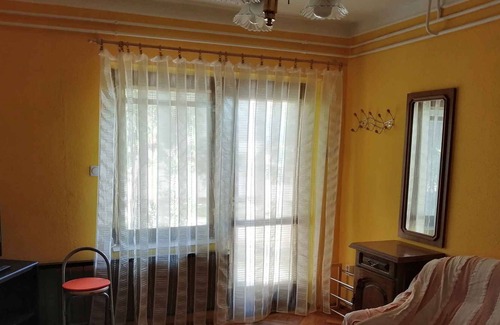 Gyenesdias Apartment | Studio with a large, well-kept garden
