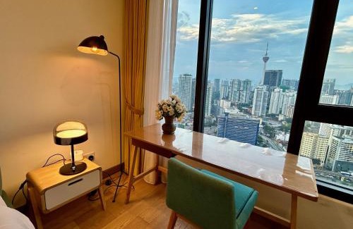 Pudu Apartment | Studio with Amazing KLCC View & Infinity Pool at Lalaport Bukit Bintang